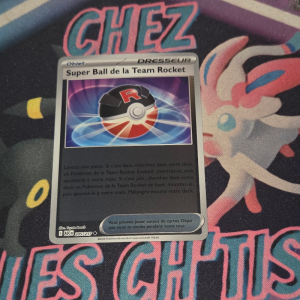 Super Ball de la Team Rocket 205/217